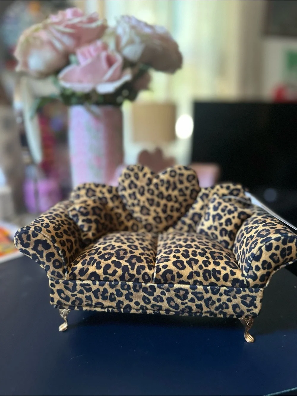 Miniature leopard sofa jewelry box / labubu display couch